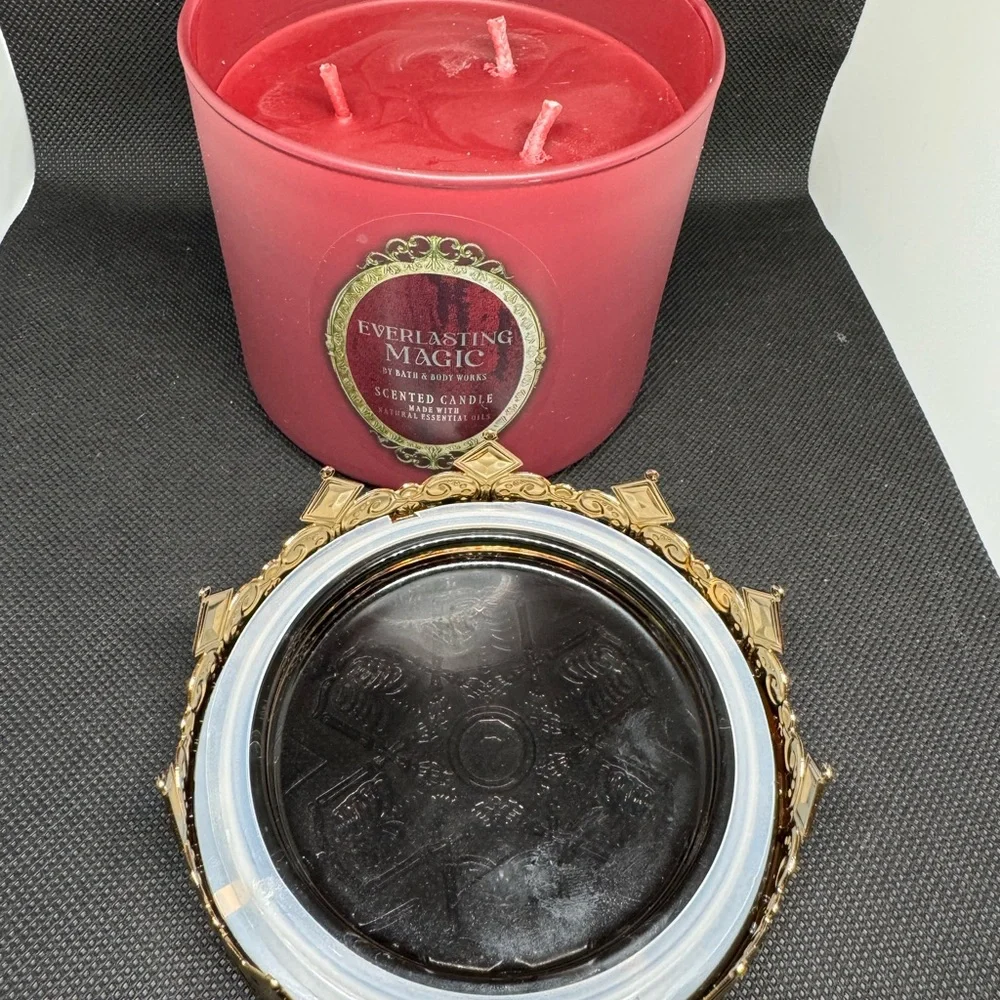 Everlasting Magic 3-Wick Bath & Body Works Candle New with tags-never used - Picture 6 of 6